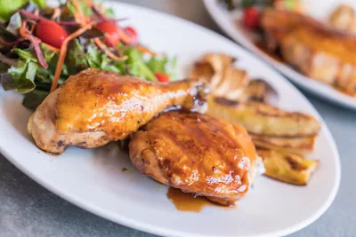 Disfruta de esta deliciosa receta de pollo al jugo