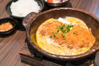 delicioso katsudon