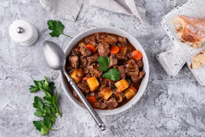 Sabroso Estofado de Carne con papas