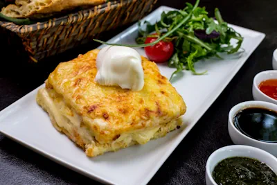 Delicioso sandwich Francesinha